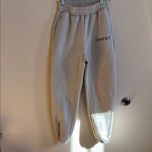 Comfrt sweatpants, size small
